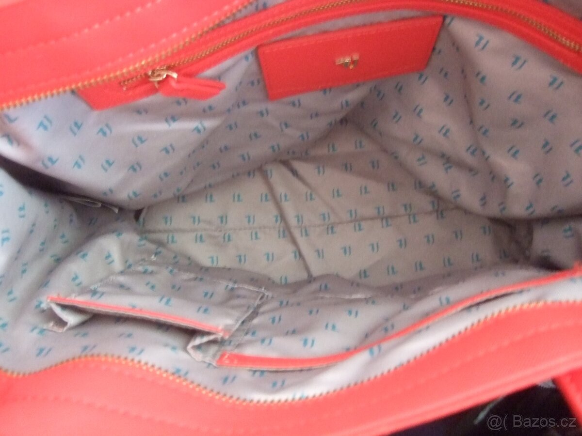 Kabelka červená - 4