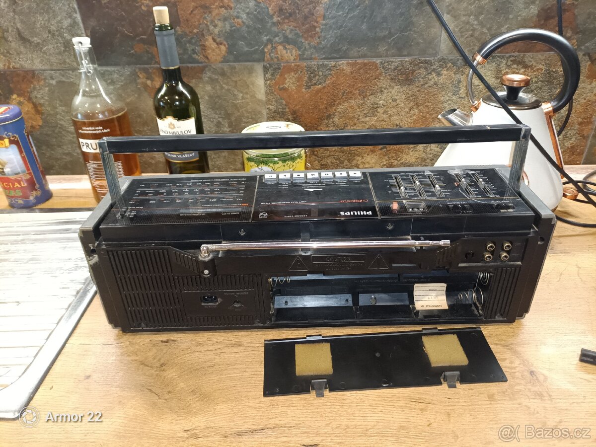 Philips D8349 Cu-Booster Boombox - 4