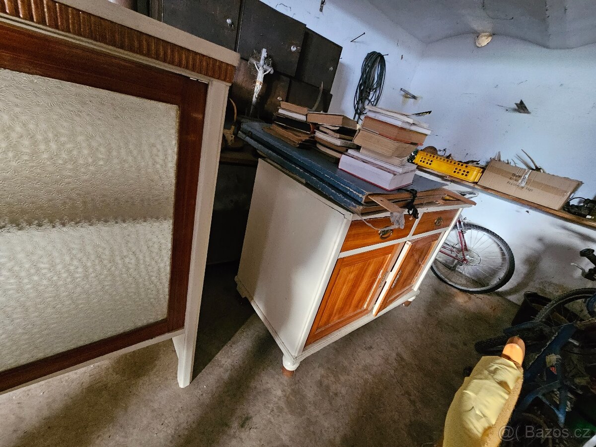 staré skříně - 4