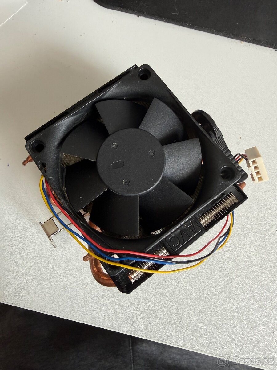 Staré počítačové komponenty - 4