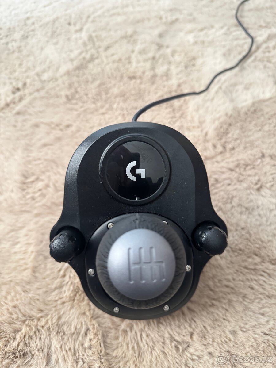 Volant Logitech G920 + příslušenství - 4
