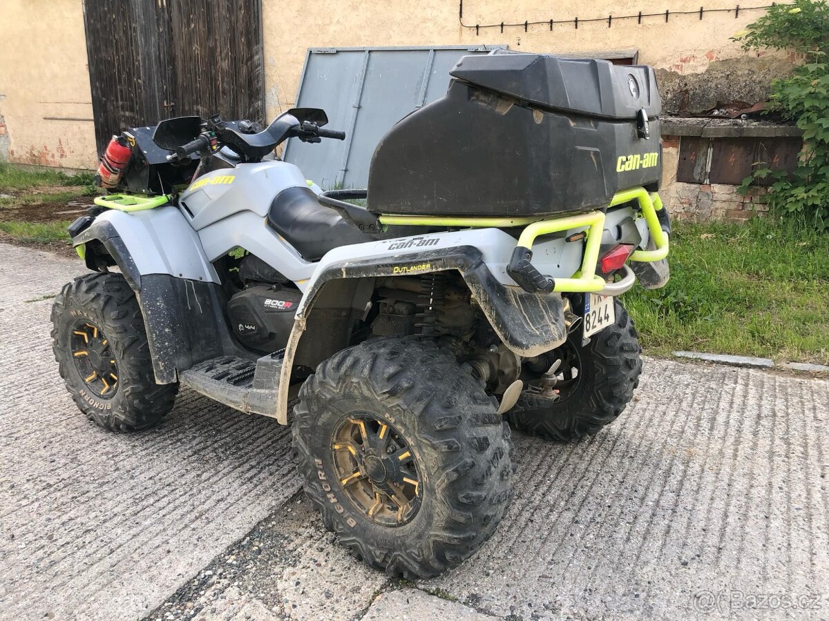 CanAm Outlander 800xt