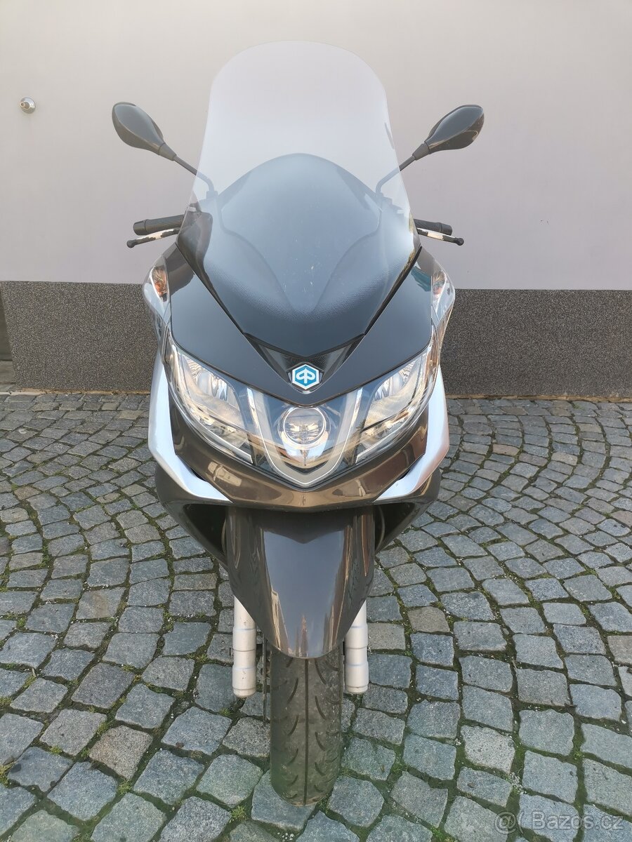 Piaggio X10 350 2012 - 4