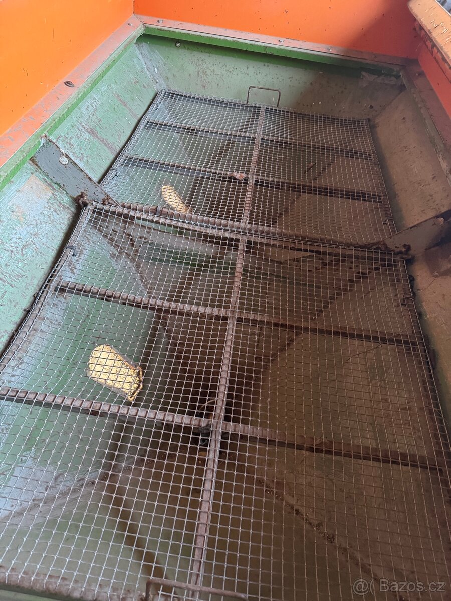 Rozmetadlo Amazone ZA -U 2100 - 4