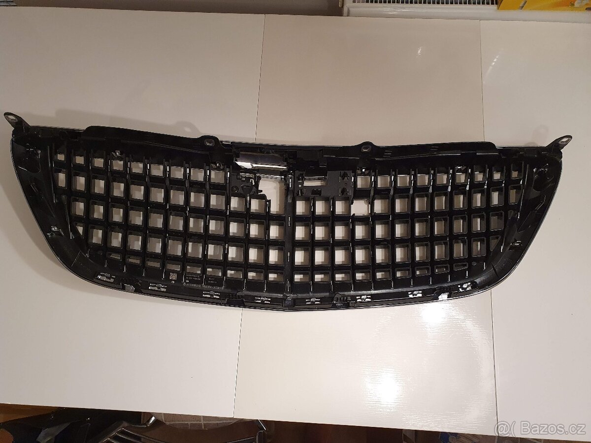 MERCEDES W222 MAYBACH/S gril/maska A2228805202 - bez dist - 4
