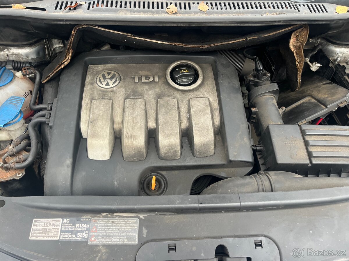 Díly touran 1.9 tdi bkc - 4