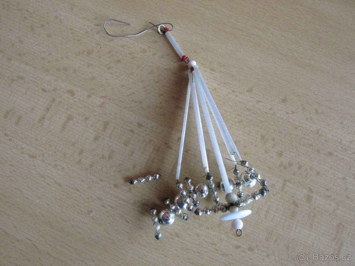 HISTORICKÉ VÁNOČNÍ OZDOBY – ŠIŠKY - 4