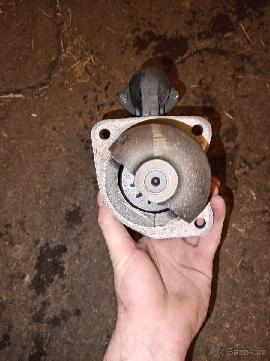 Prodám startér 24V 11 zub - 4