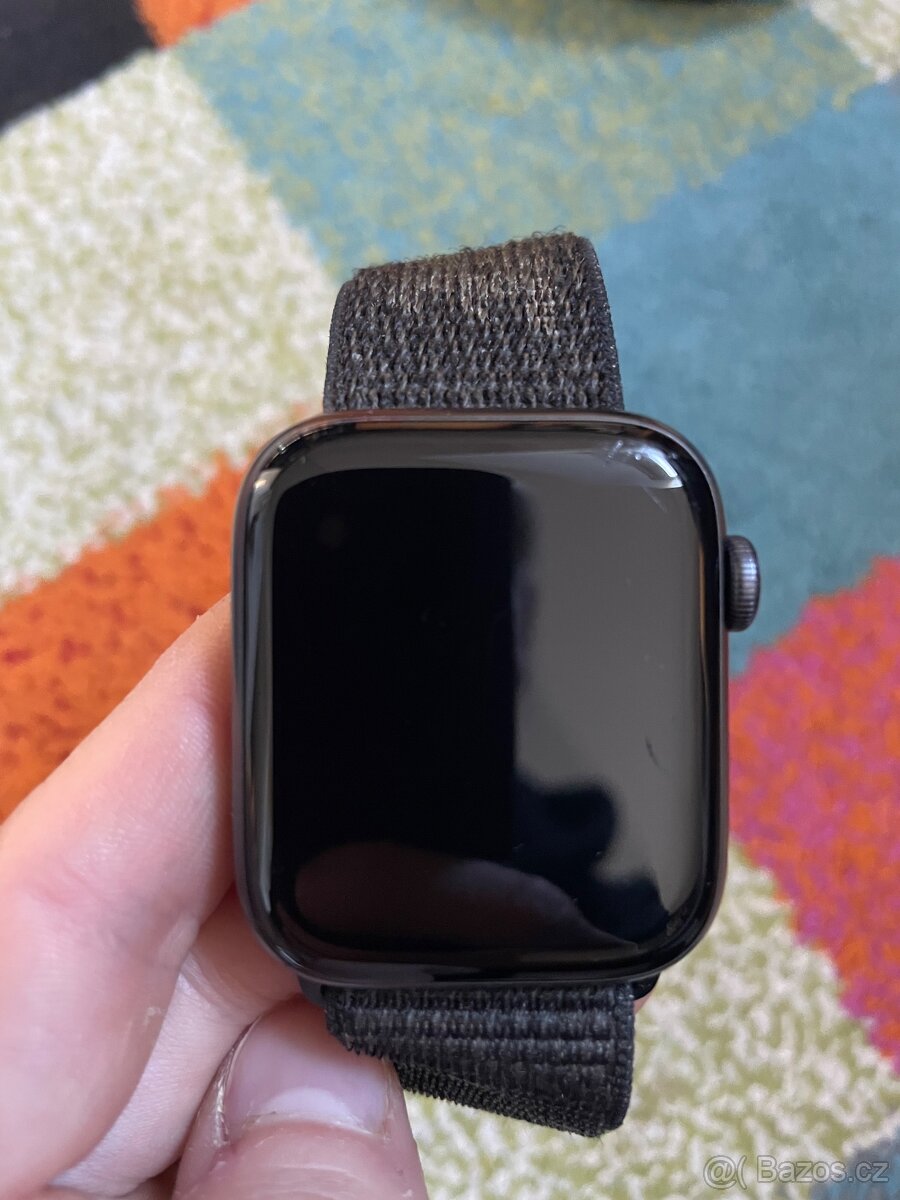 Apple Watch Nike SE 40 mm - 4
