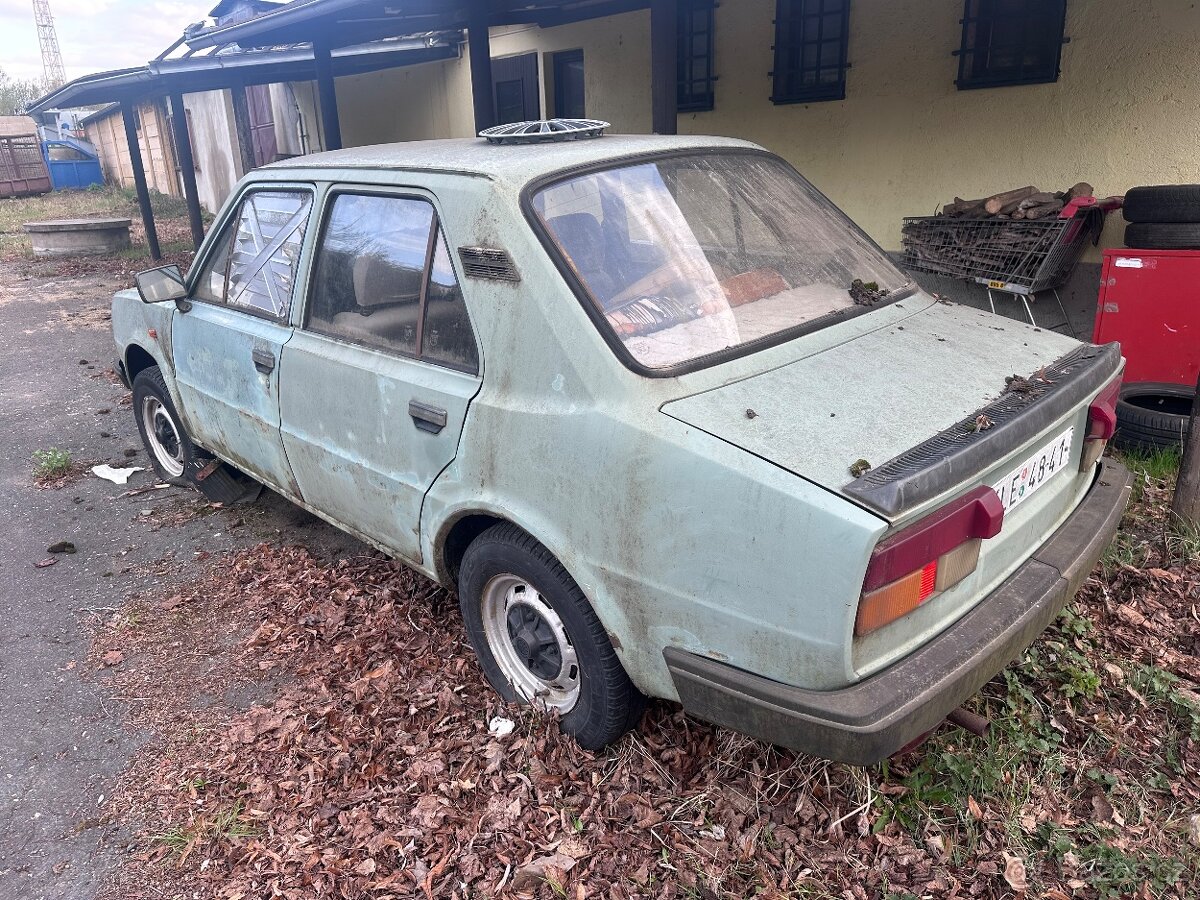 Škoda 120L 1988 - 4