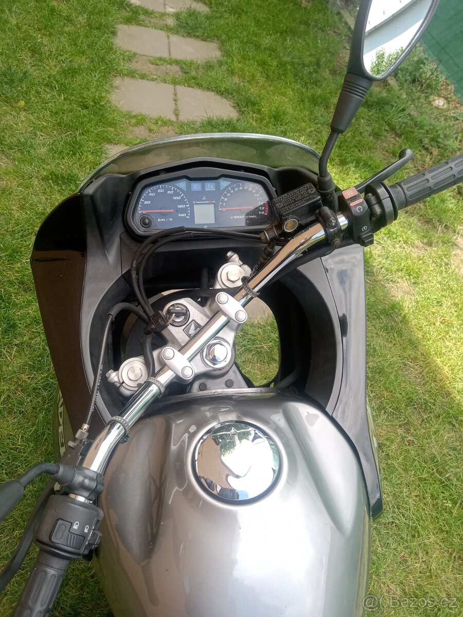 Honda Varadero 125 XL