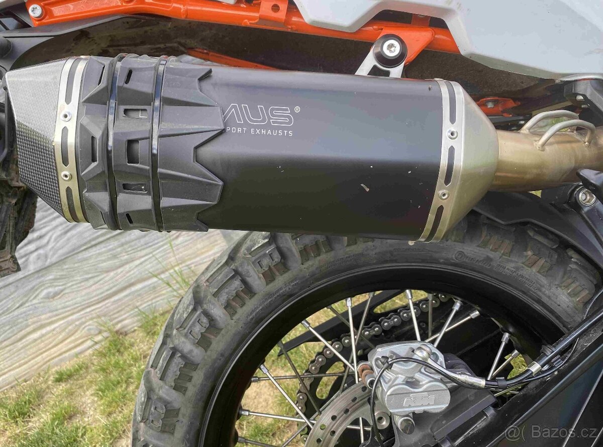KTM 890 Adventure R - Doplňky v ceně 60 tis. Kč