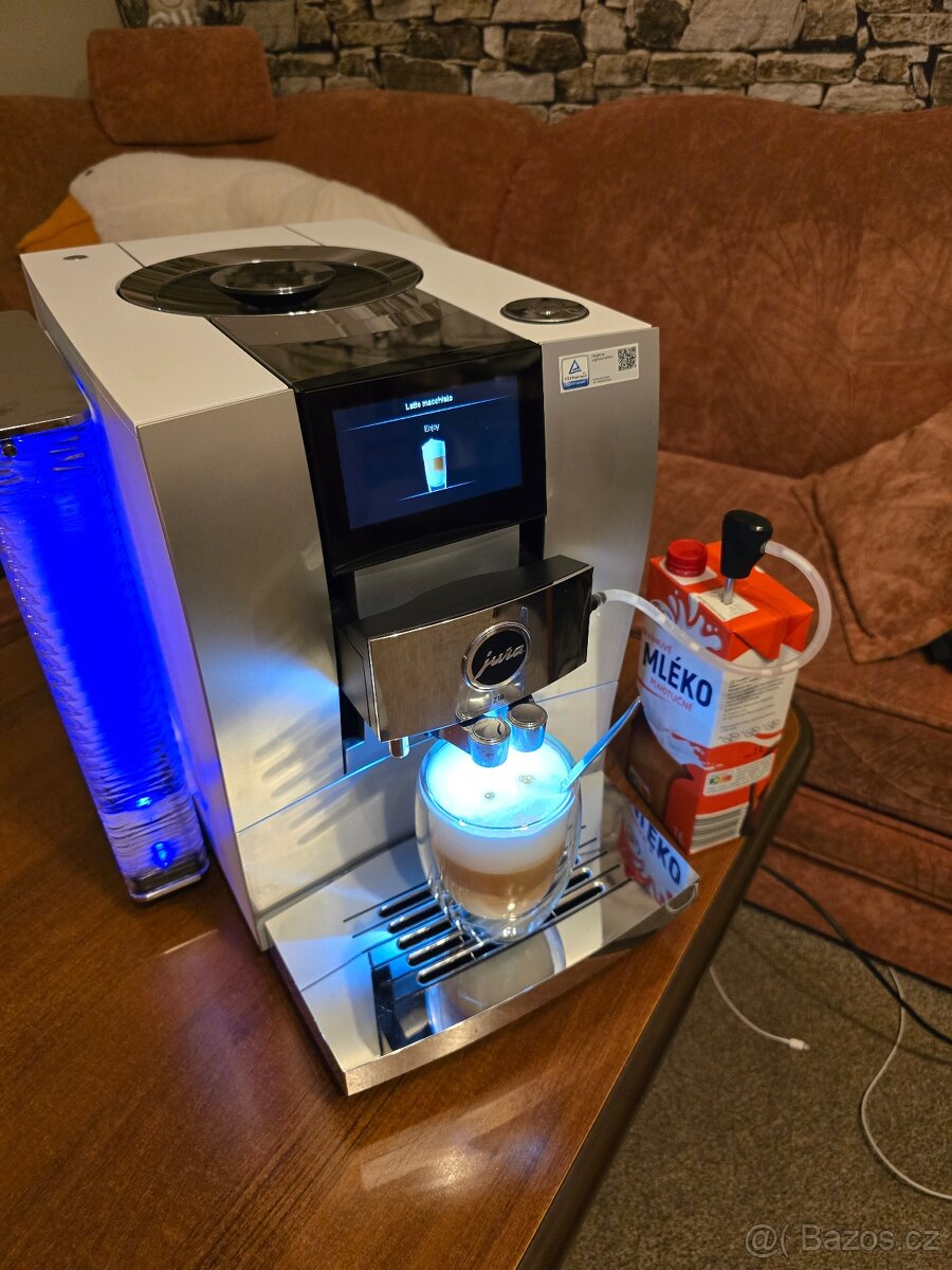 Kávovar Jura Z10 - 4