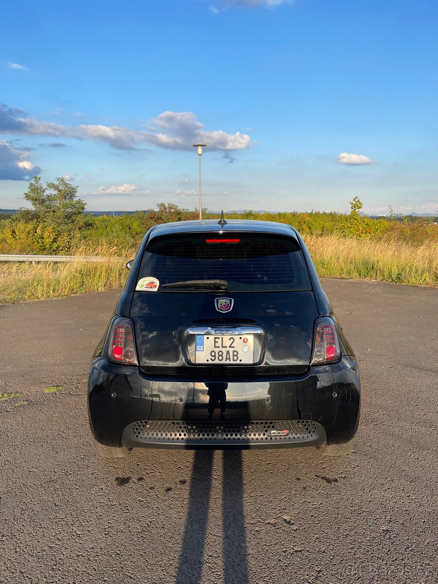 Fiat 500e Abarth - 4