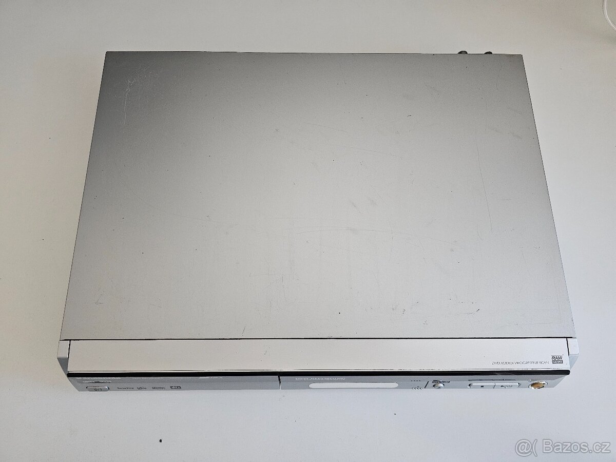 DVD přehrávač - Panasonic DMR-ES10 - 4