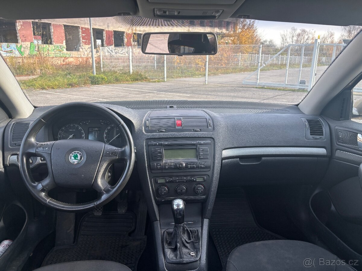 Prodám škoda octavia - 4