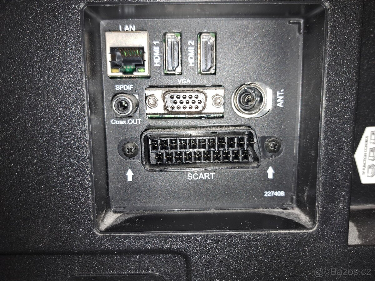 LED TV ORAVA UHL. 82CM - 4