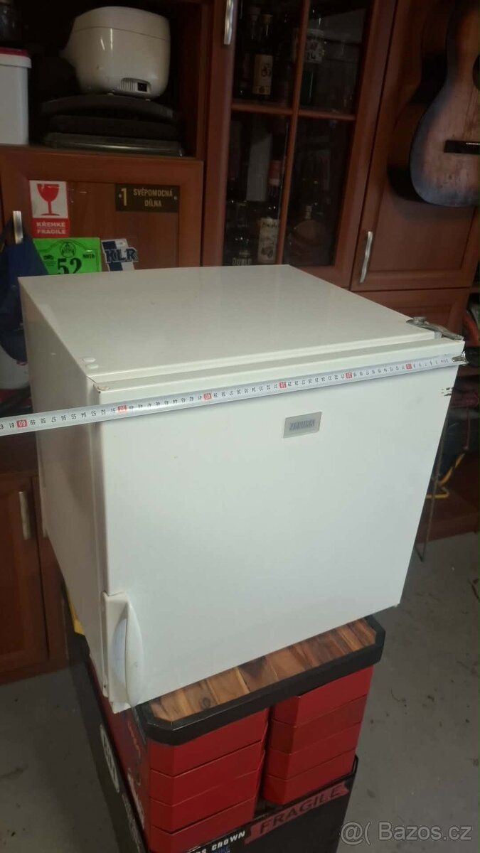 Prodám malou ledničku - 4