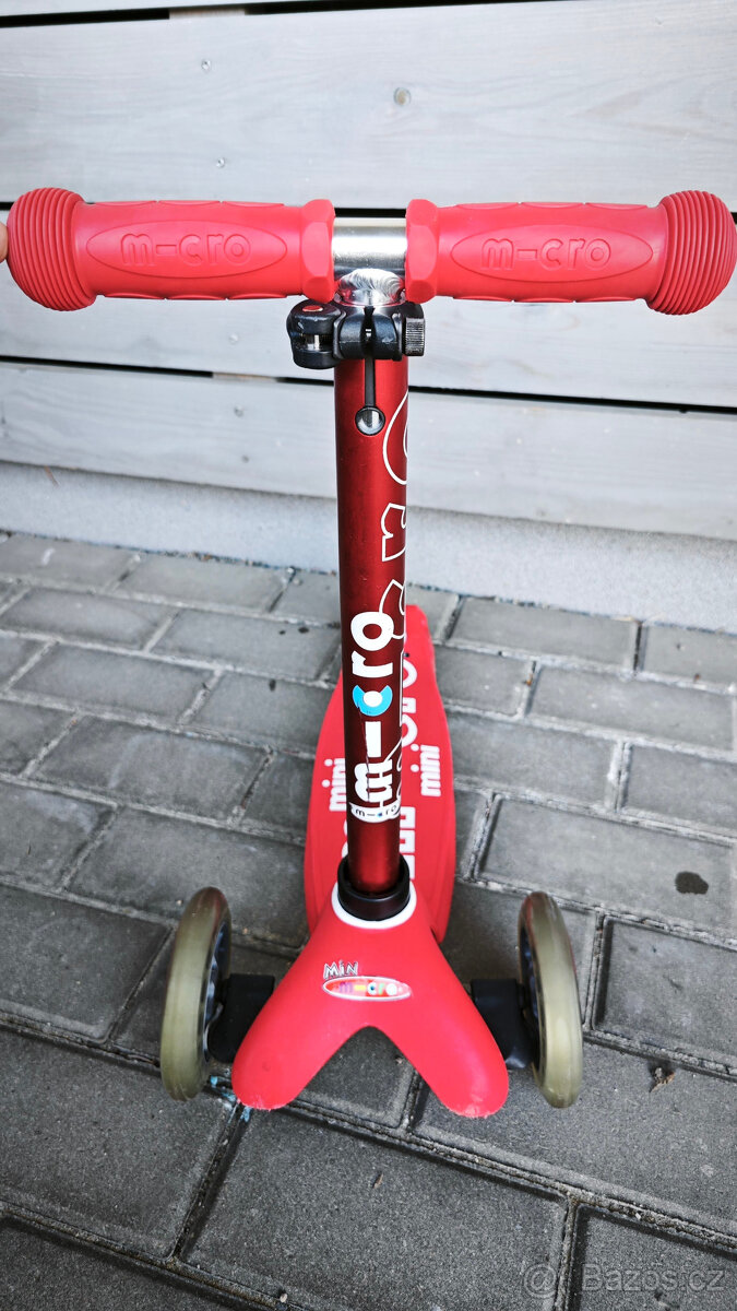 Dětská koloběžka Micro Mini Deluxe červená - 4