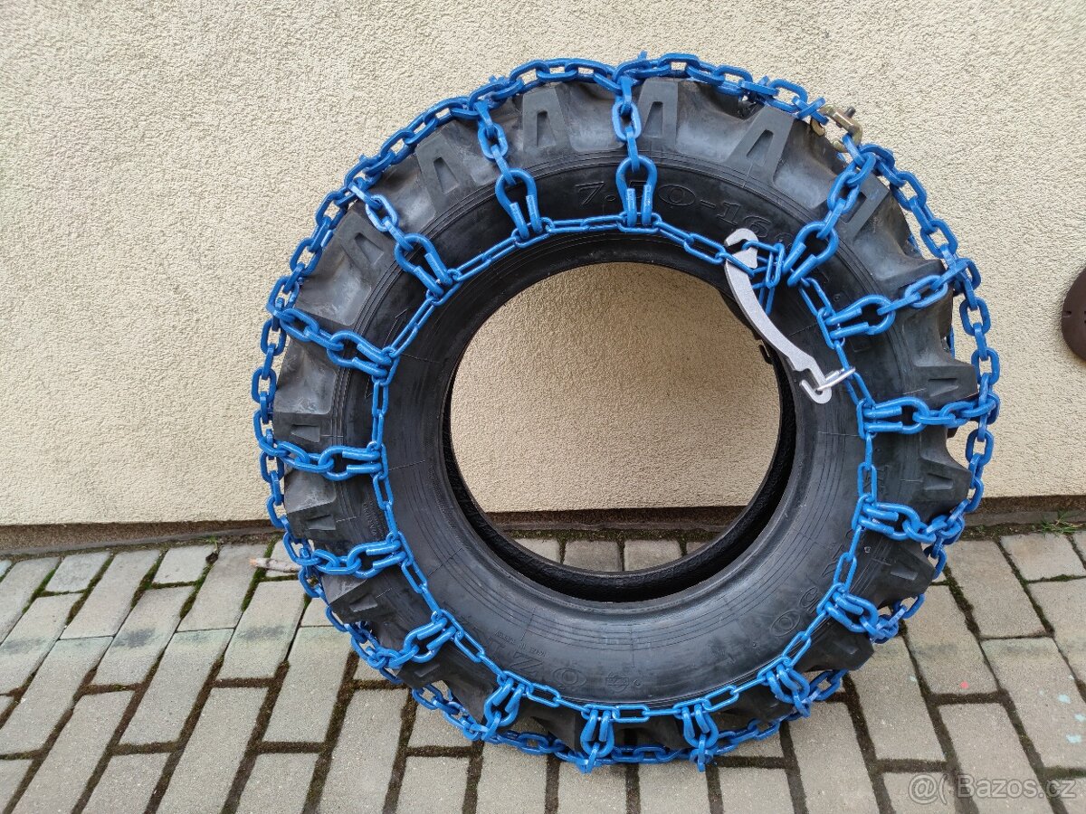 HROTOVÉ ŘETĚZY - 4