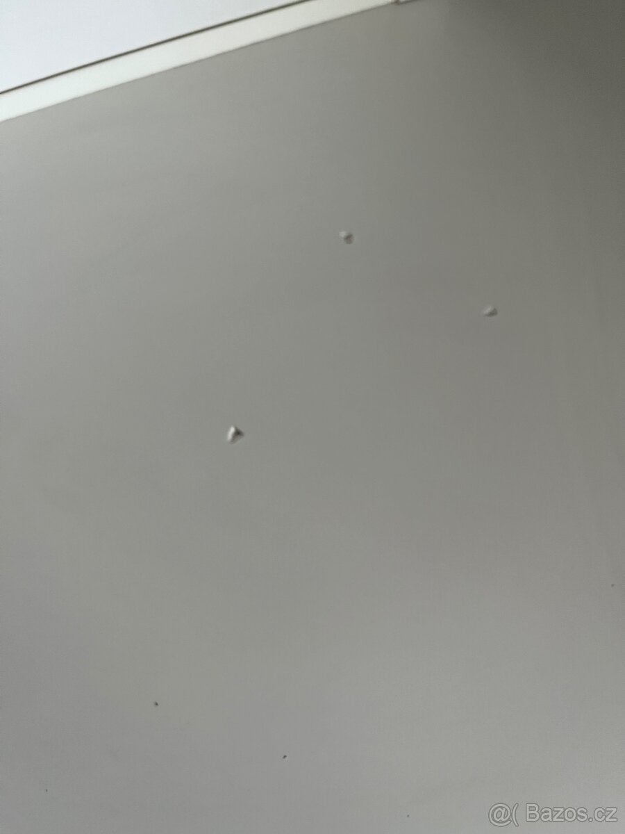 Psací stůl Ikea Micke - 4