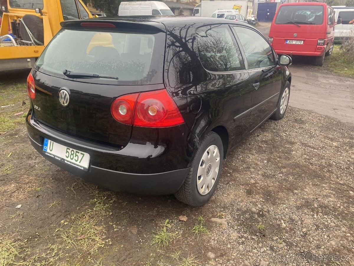 Golf 5 - 4