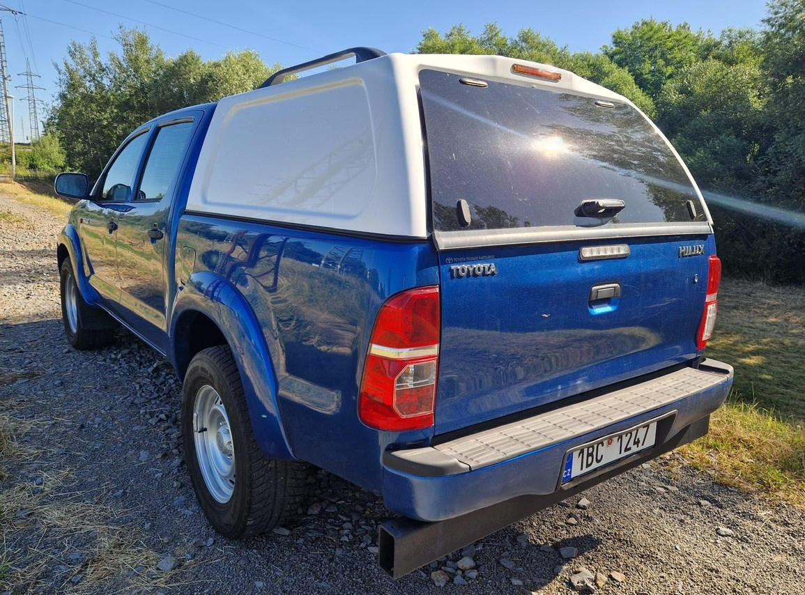 Toyota Hilux 2,5 D-4d, DoubleCab 106 kW, 1 majitel, ČR,