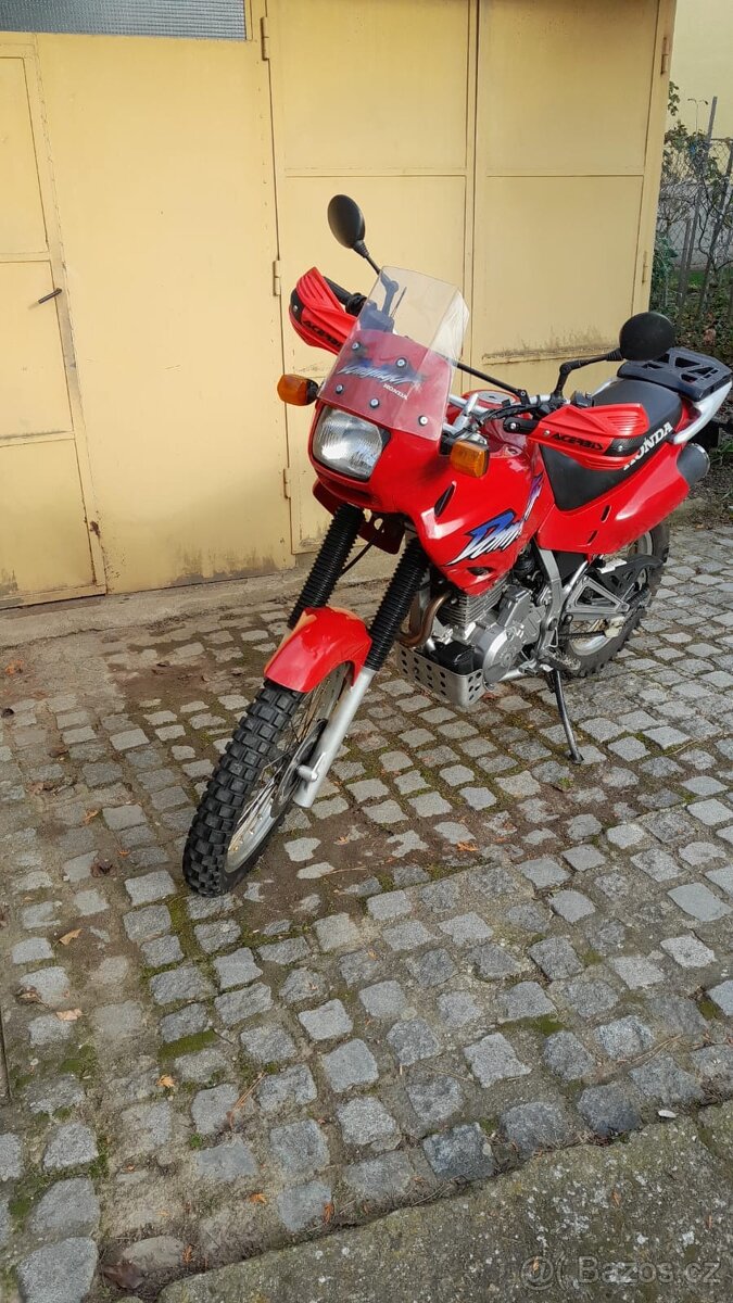Honda Dominator NX 650