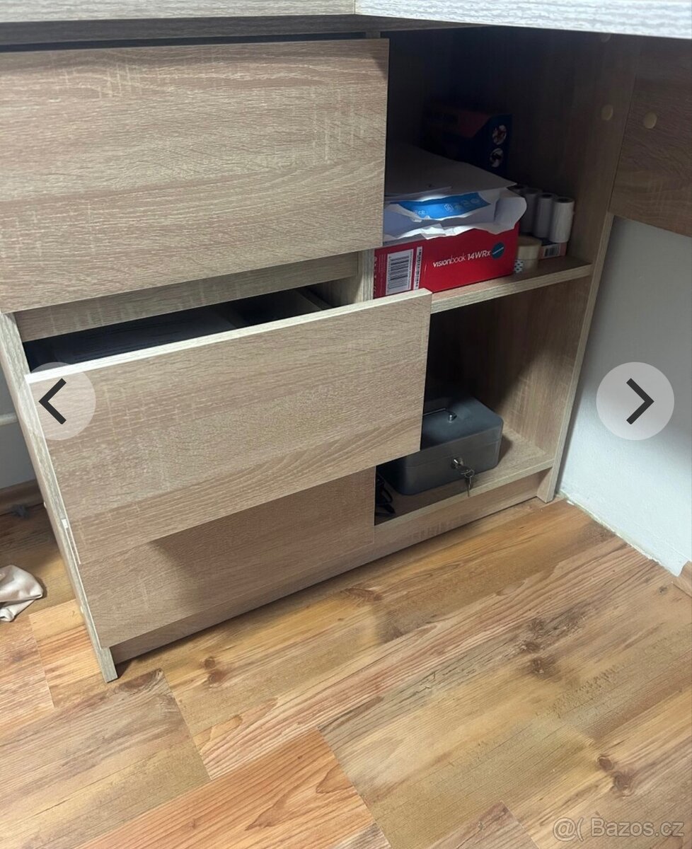 Rohový pracovní stůl - 4