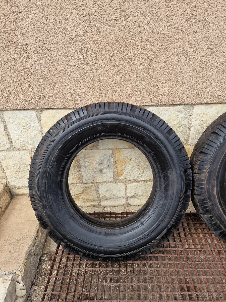 Spartak,Škoda 1201;1202 - 4