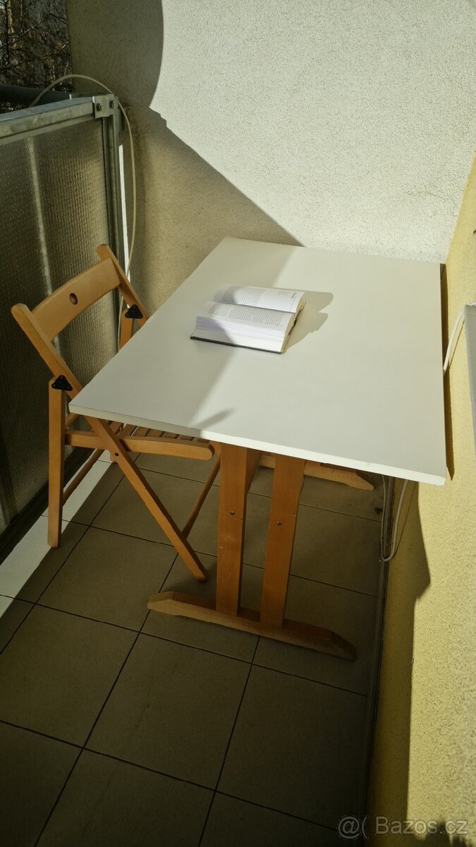 Psací stůl v dobrém stavu. - 4