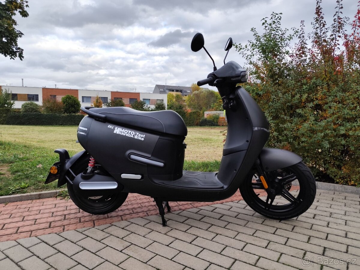 Elektro skútr Horwin EK1 černý - Předváděcí - 4