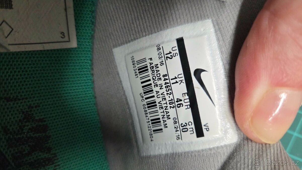 NIKE AIR ZOOM PEGASUS 92 - 4