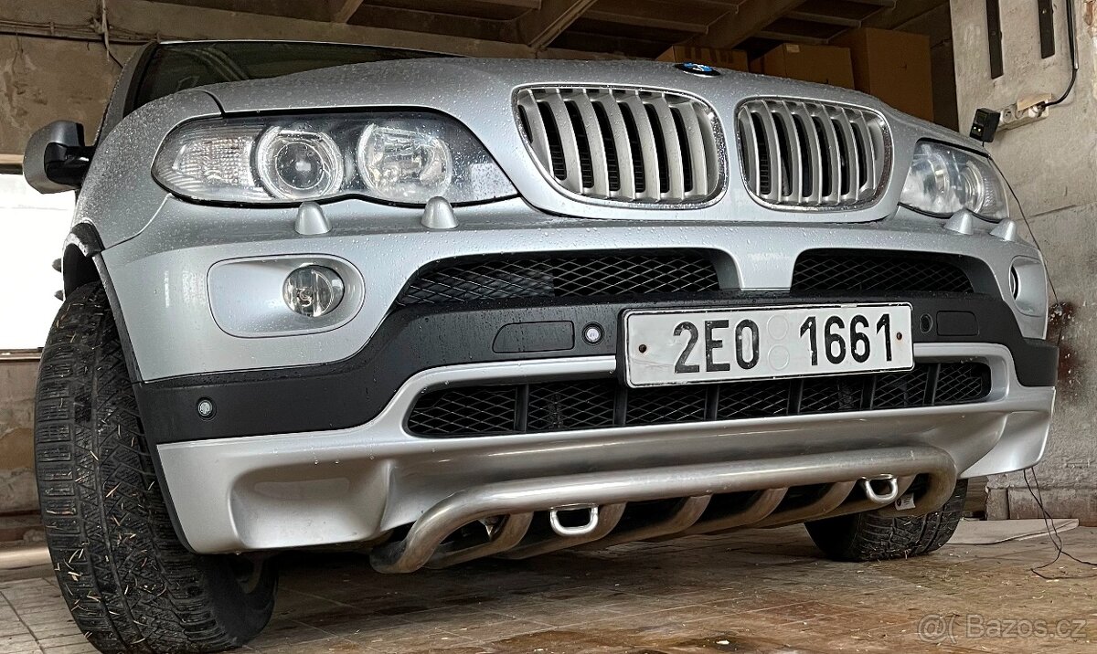 BMW X5 4.8is - 4