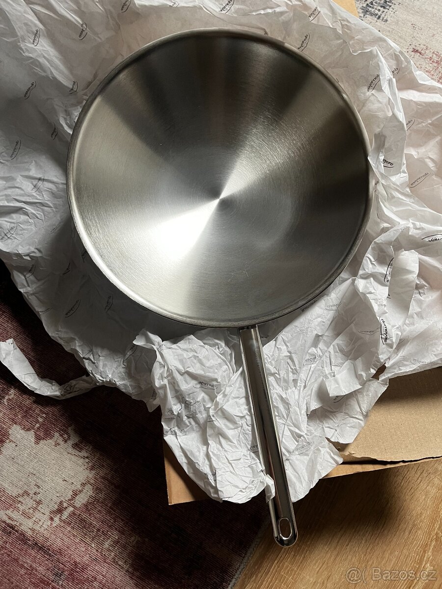 WOK pánev MIELE - 4
