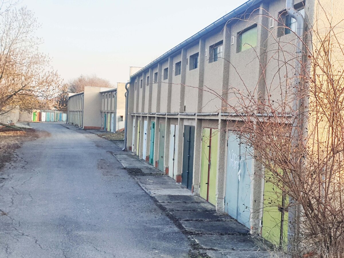 Garáž - prodej - 4