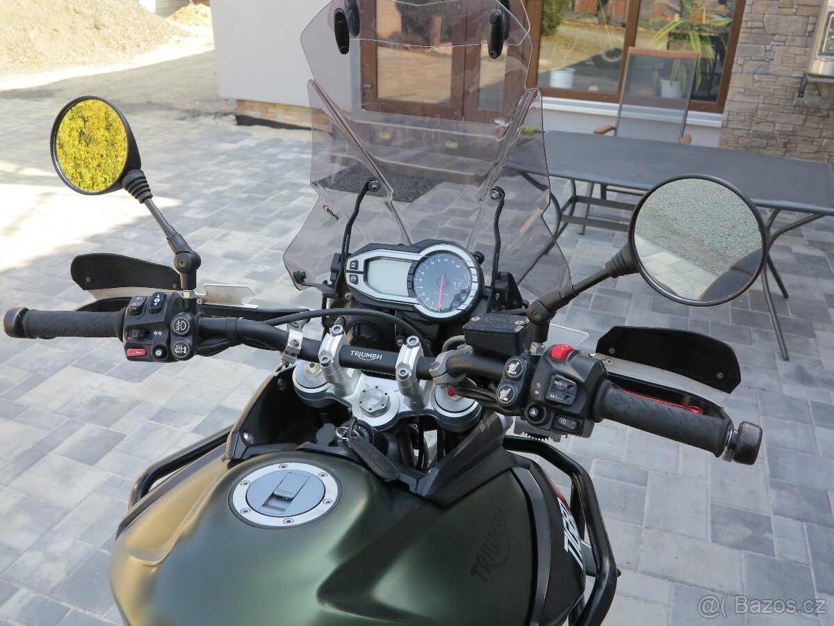 Triumph Tiger 800 XCA
