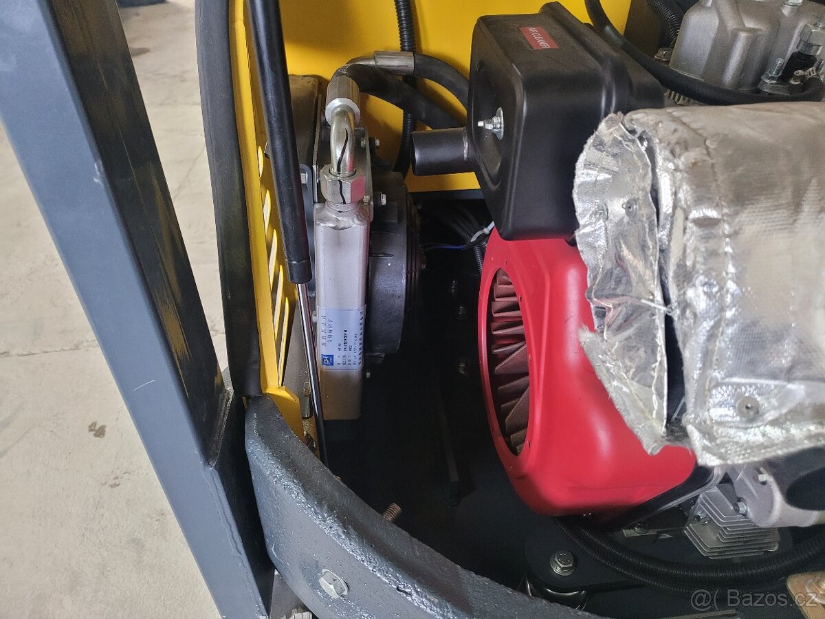 AKCE - bagr Dabaki KA 10 (vč.DPH) - 4