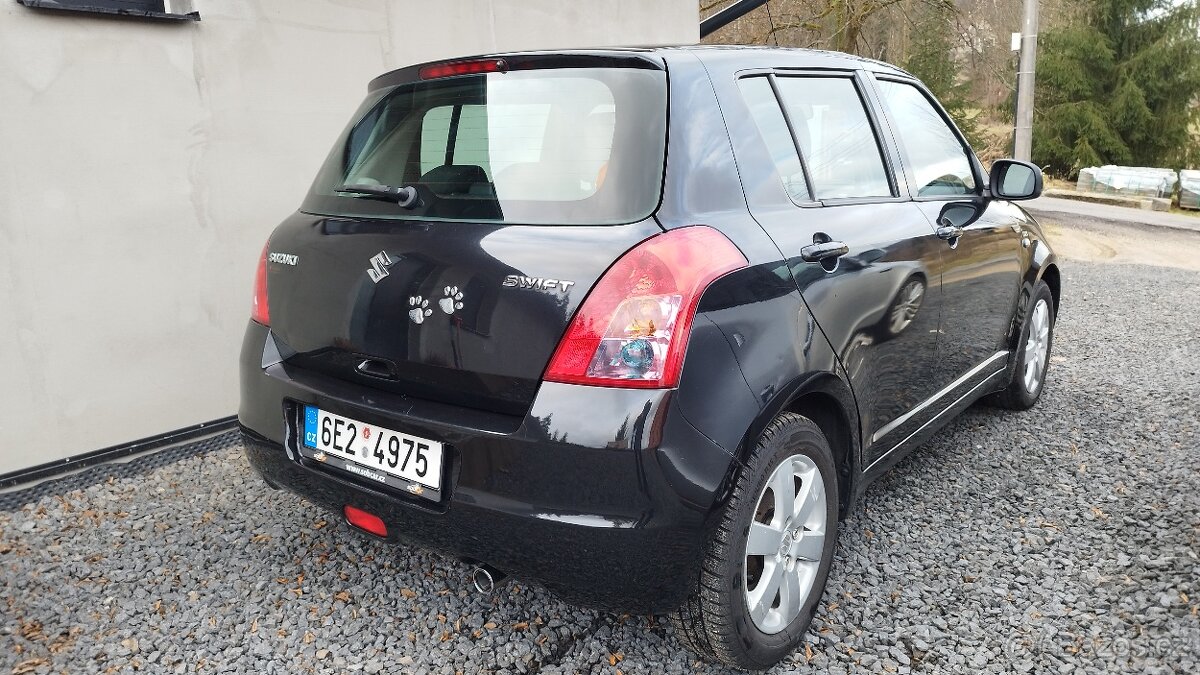Suzuki Swift 1.3 - 4