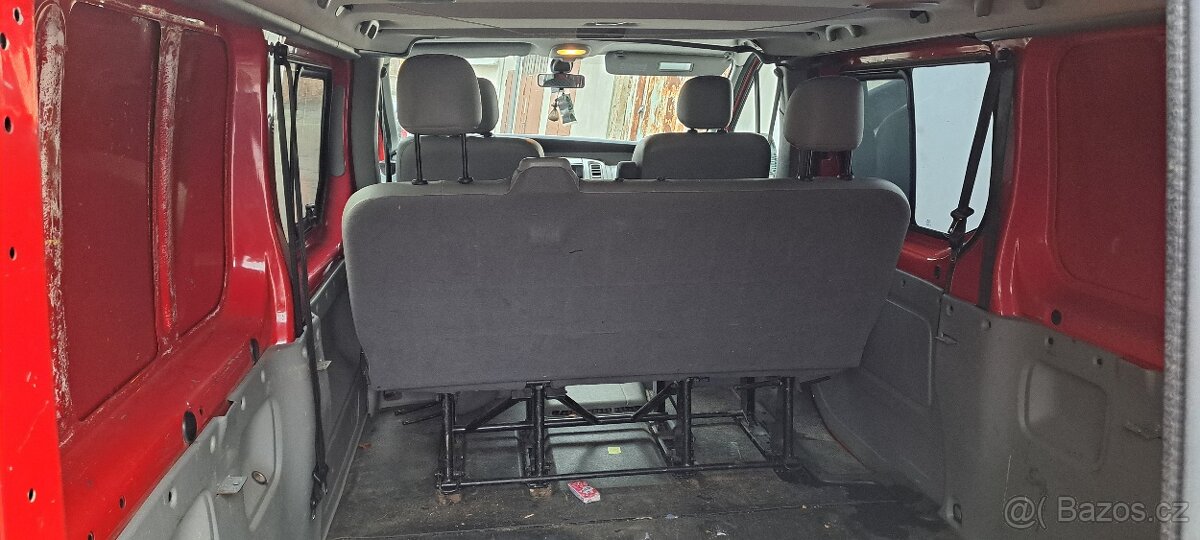 Renault Trafic 2.0dci automat - 4