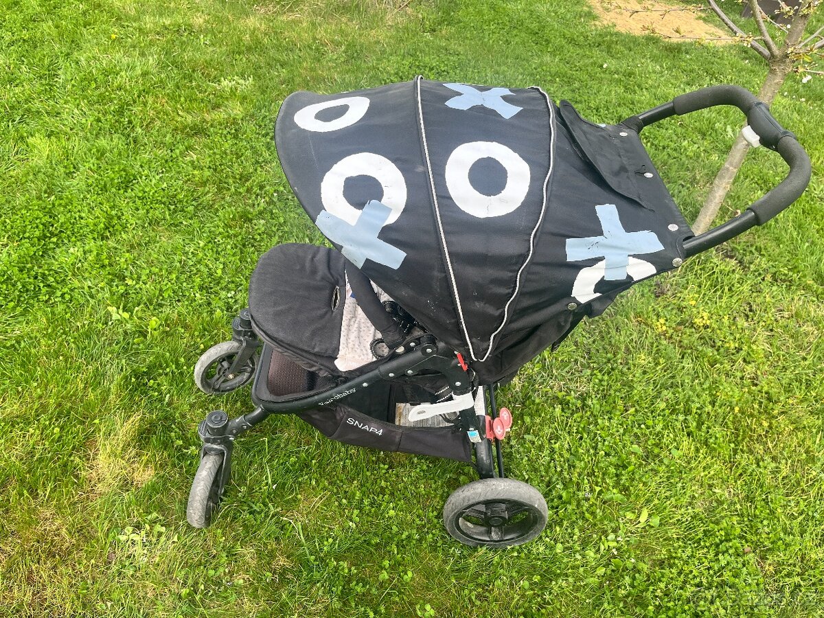 Sportovní kočárek VALCO Snap 4 – lehký, skladný, pohodlný - 4