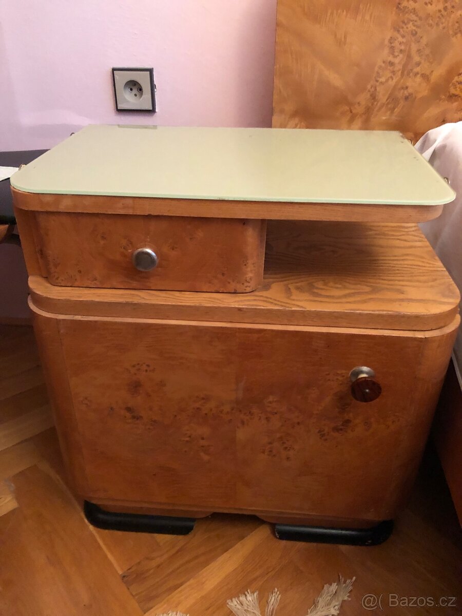 Noční stolek - 4