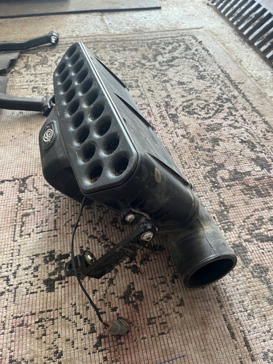 Can am maverick x3 diely - 4