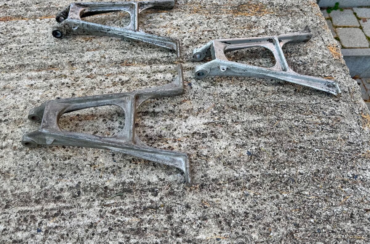 Jawa 250 350 sport, calif, ČZ - stojany 19 kola - 4