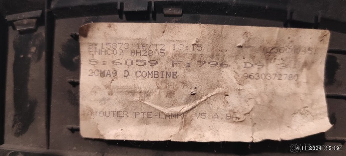 Peugeot 406 přístrojovka - 4