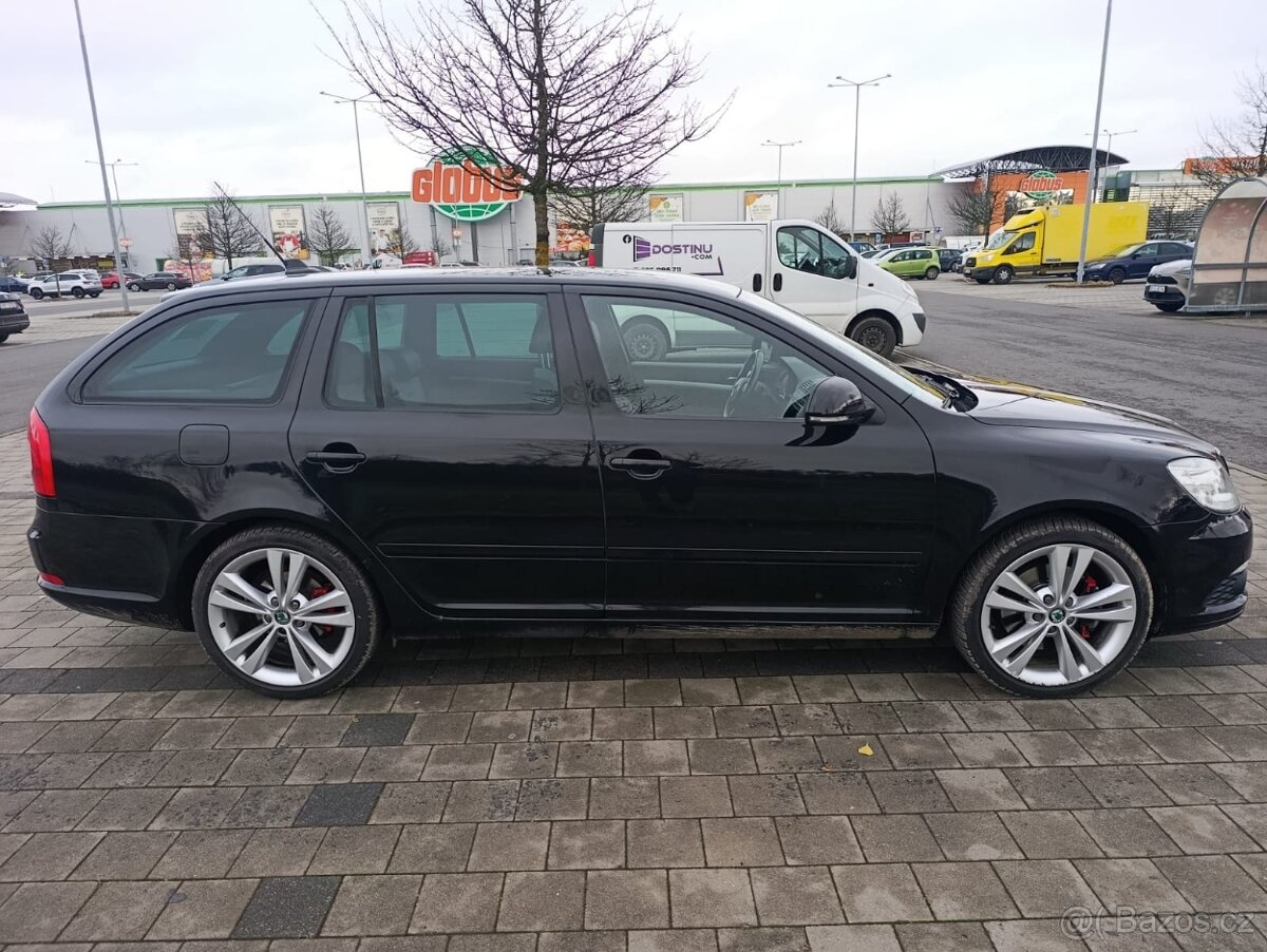 Škoda Octavia RS 125kw, DSG, r.v.2011 - 4