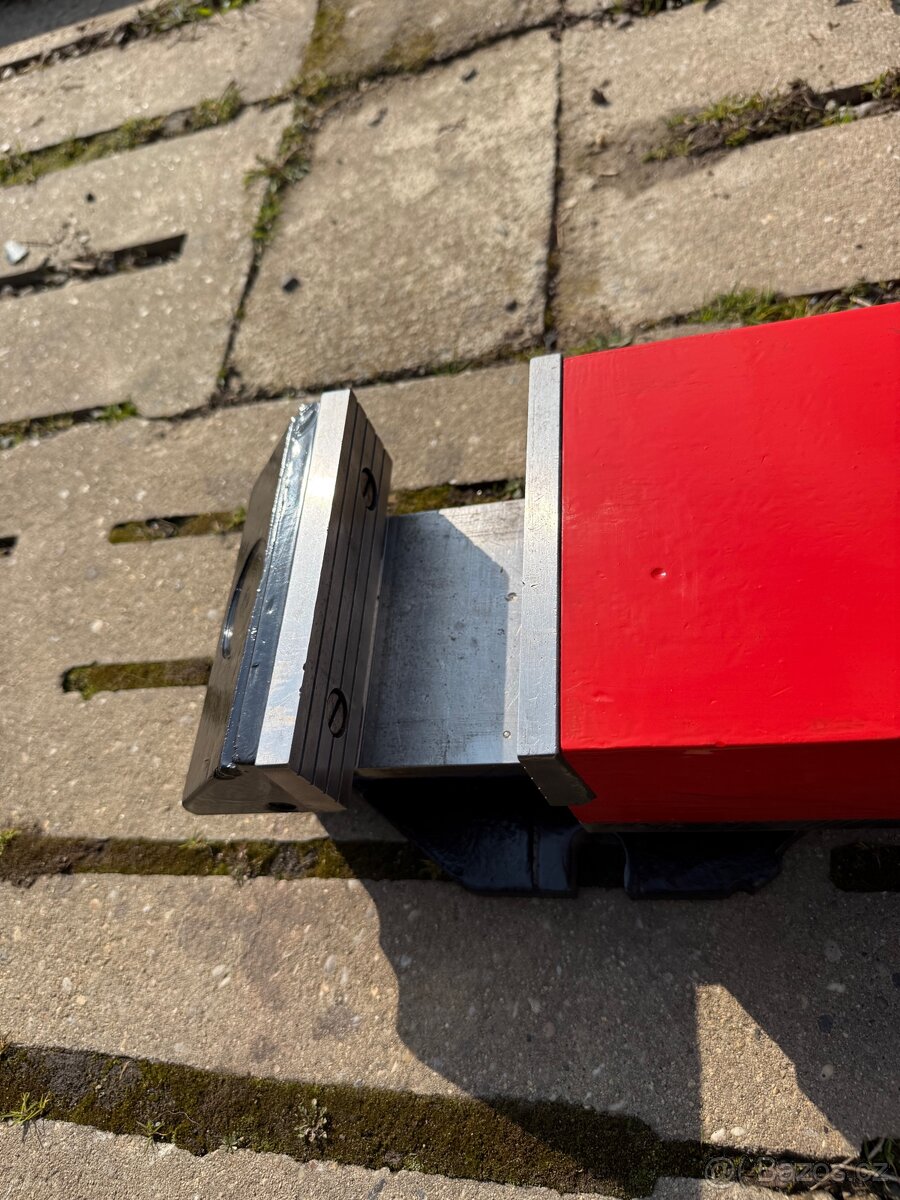 Strojní svěrák - 4