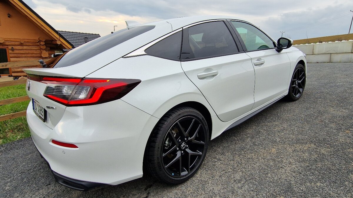 Honda Civic Hev 2.0 ADVANCE-nejvyšší výbava - 4