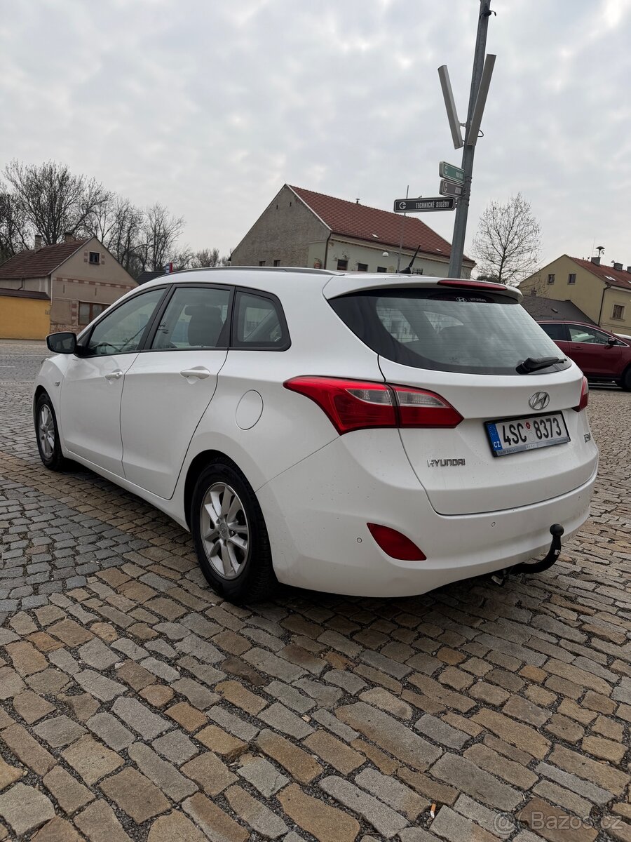 Hyundai i30 combi 1.6TDi 2017 - 4