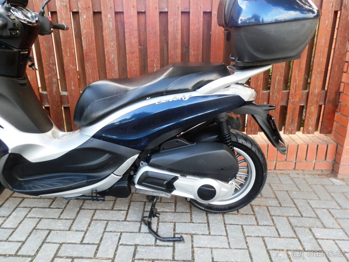 Piaggio Beverly 300 - 4